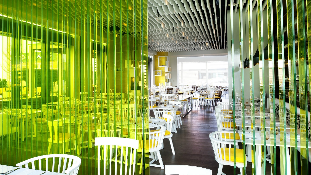 The kitchen table 廚桌餐廳